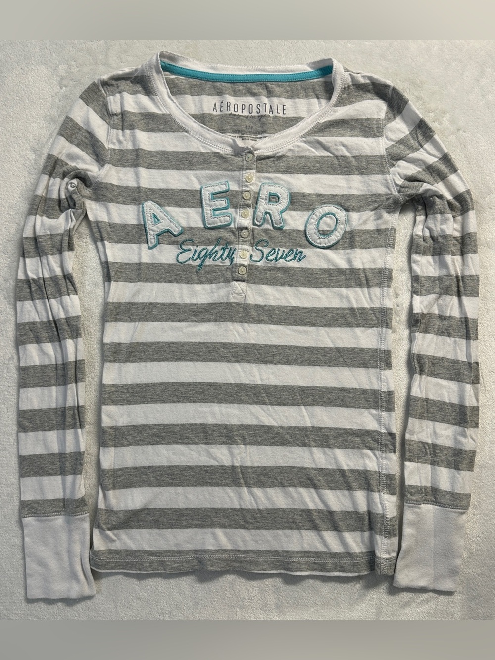 Y2K AEROPOSTALE women's white grey teal striped embroidered henley top, S.